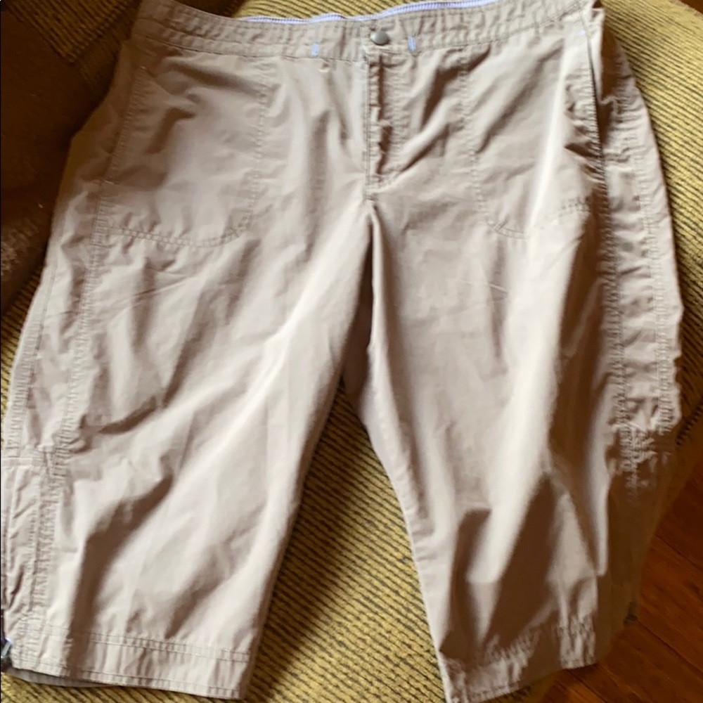 Active walking hiking anytime Capri pants